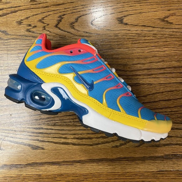 pink blue yellow nike air max